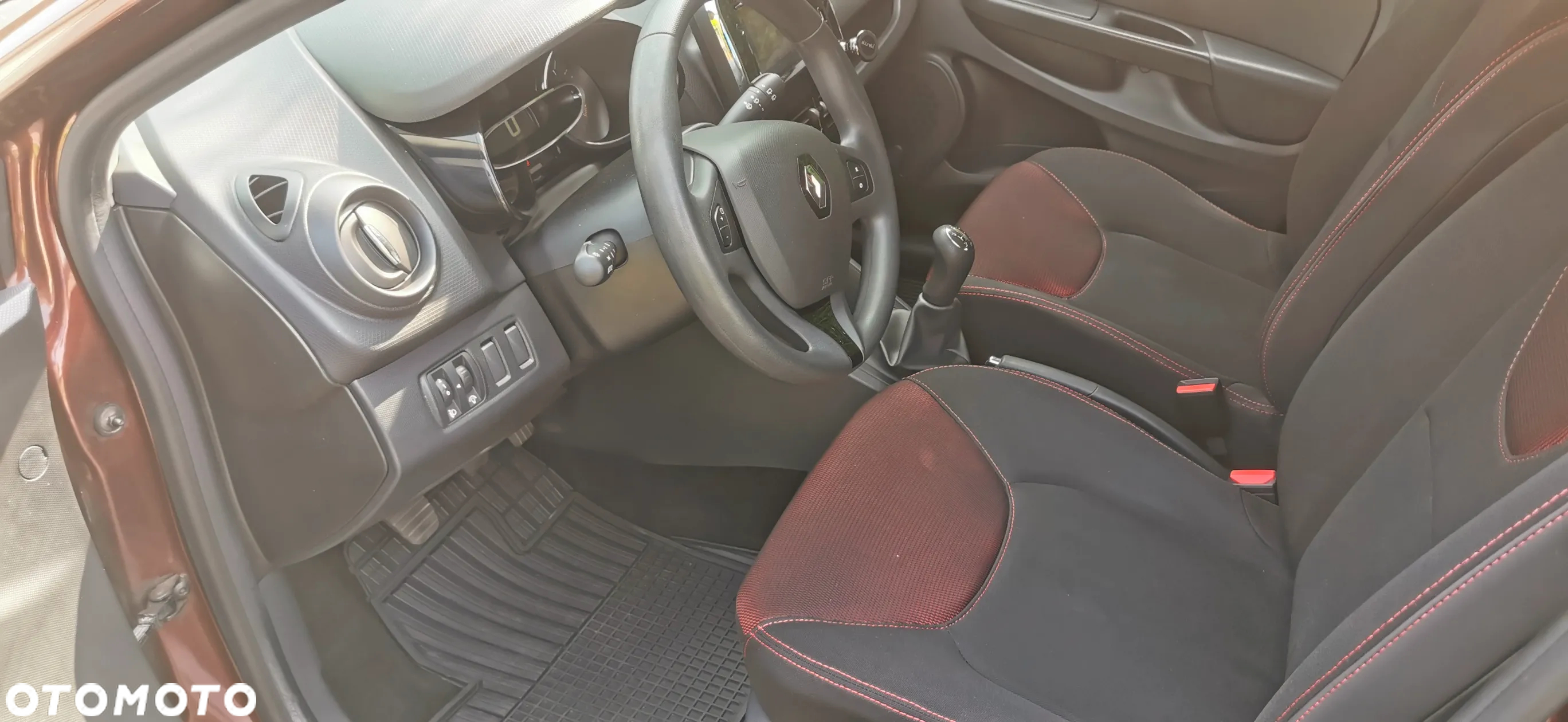Renault Clio 1.2 16V Expression - 15
