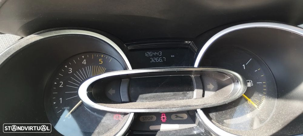 Renault Clio Sport Tourer - 7