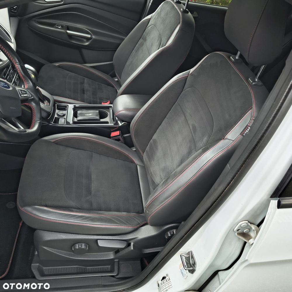 Ford Kuga 2.0 TDCi AWD ST-Line - 17