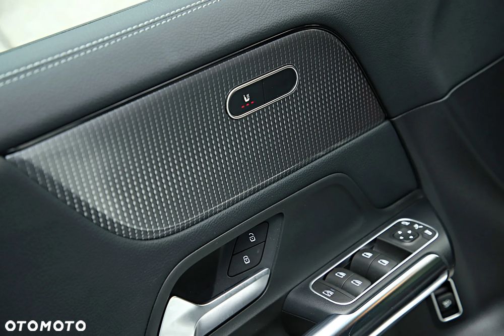 Mercedes-Benz GLA 200 Style - 19