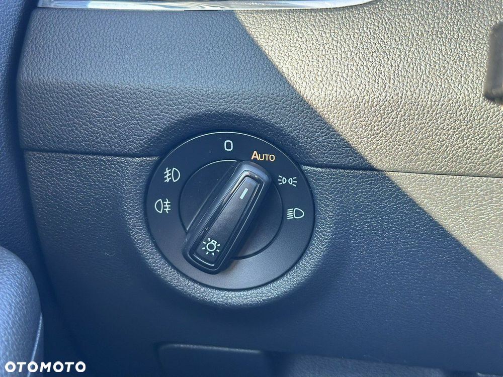 Skoda Octavia 1.6 TDI SCR Ambition - 26