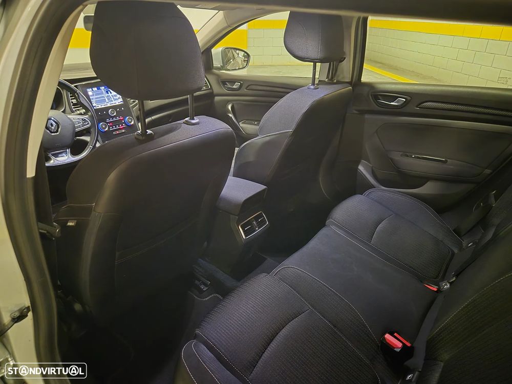 Renault Mégane Sport Tourer ENERGY dCi 110 EXPERIENCE - 30