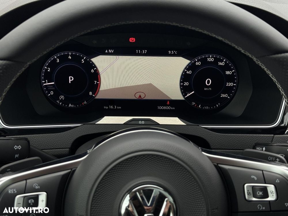Volkswagen Passat - 22