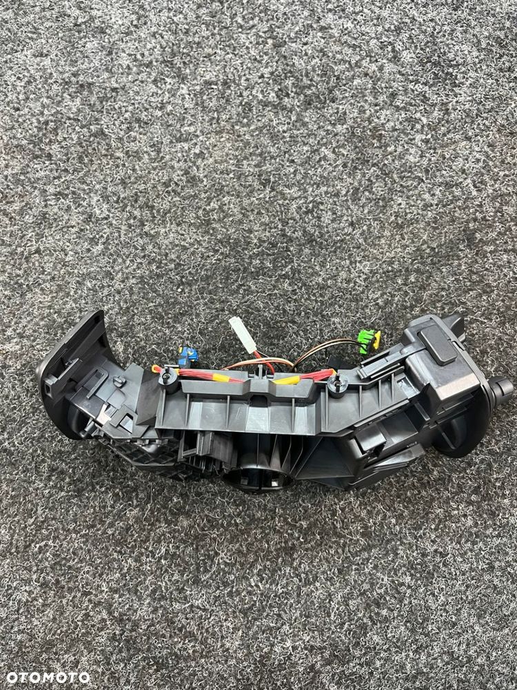 renault clio III przełącznik zespolony taśma 8200245438 - 9