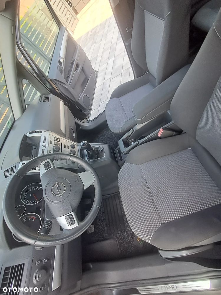Opel Zafira 1.8 Edition - 8