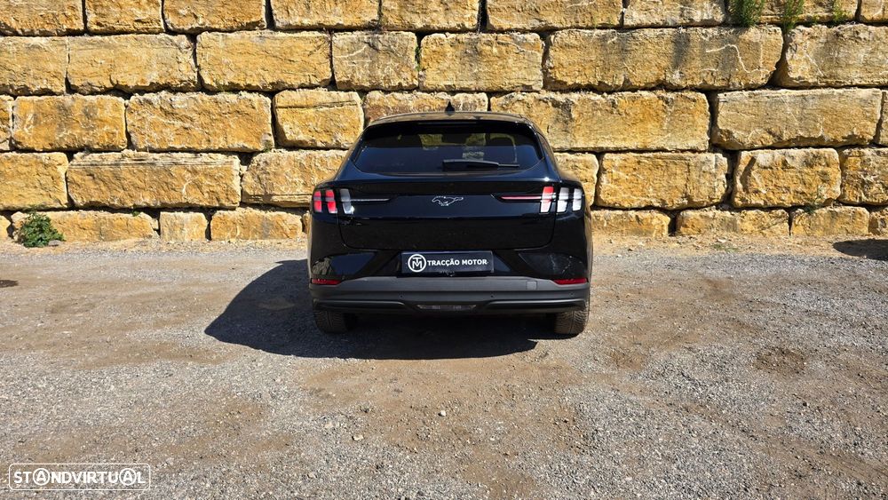 Ford Mustang Mach-E - 5