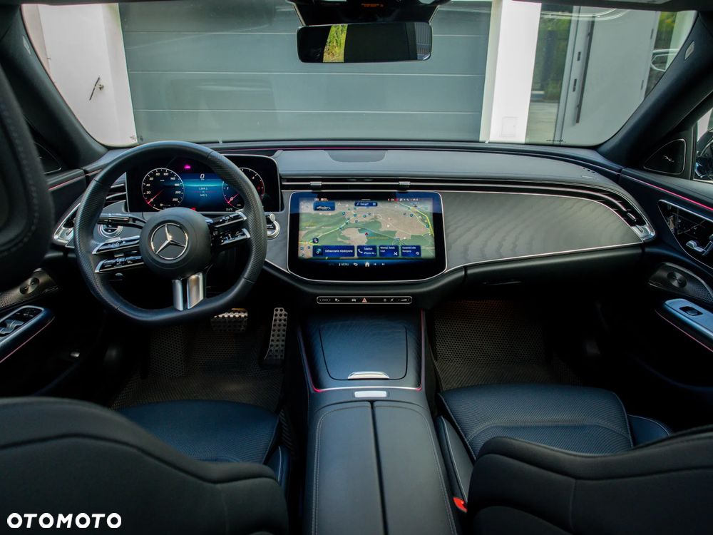 Mercedes-Benz Klasa E 220 d mHEV 4-Matic AMG 9G-Tronic - 9