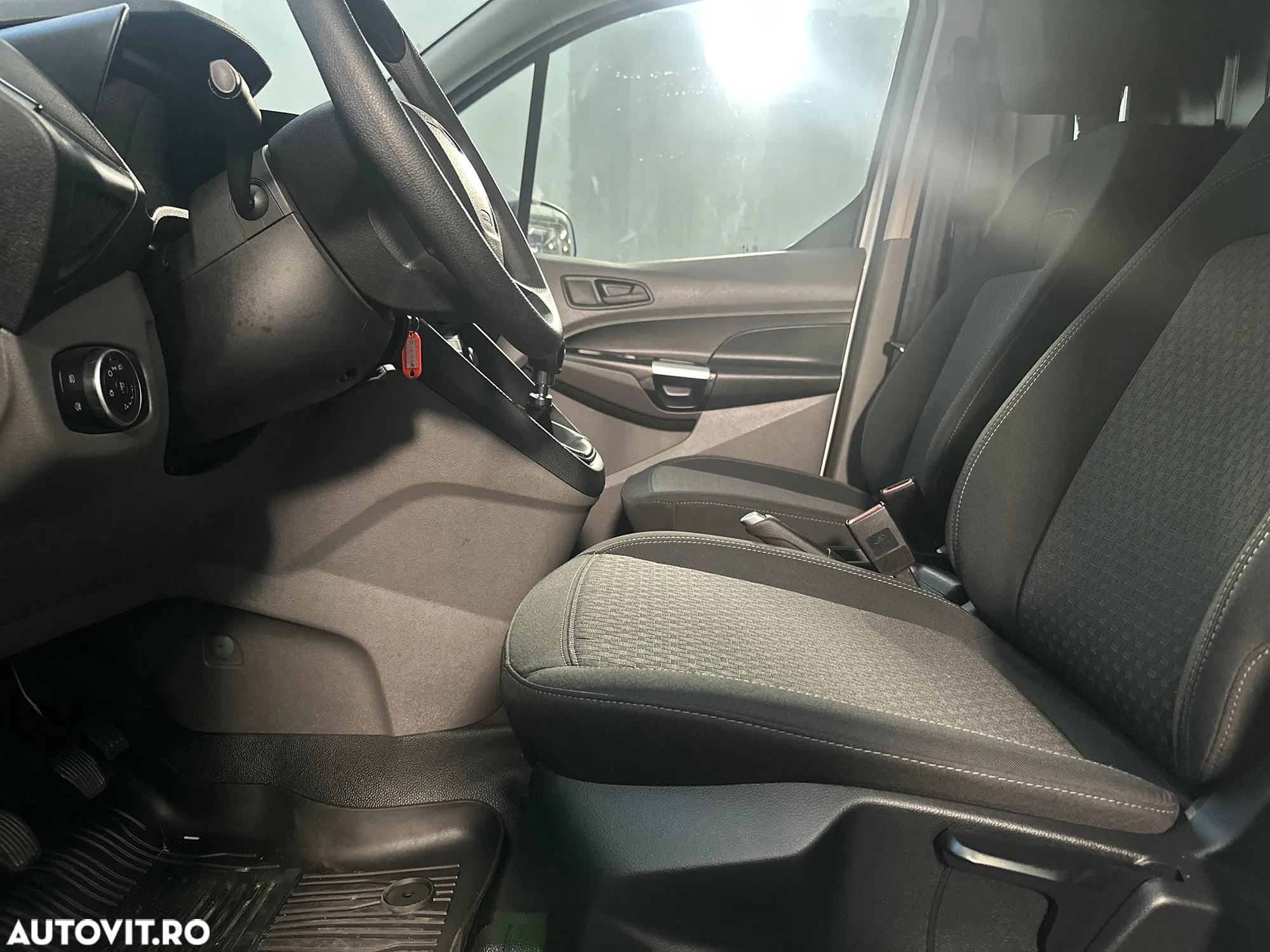 Ford Transit - 18
