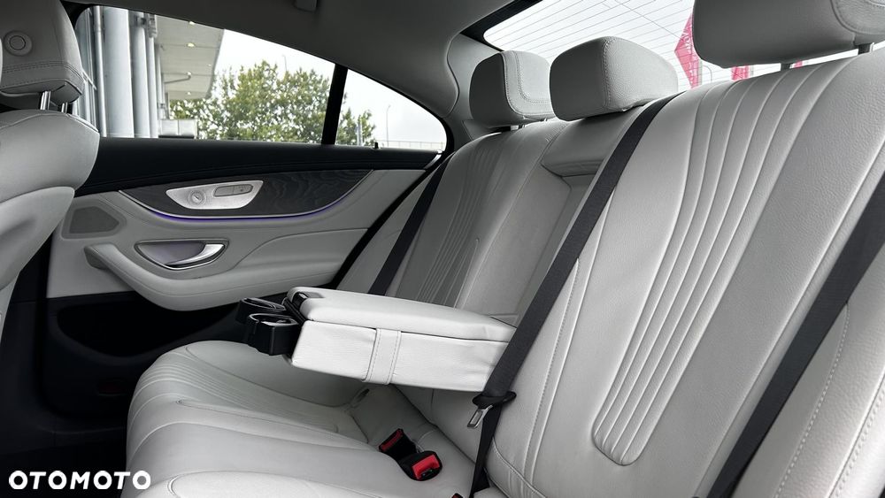 Mercedes-Benz CLS - 28