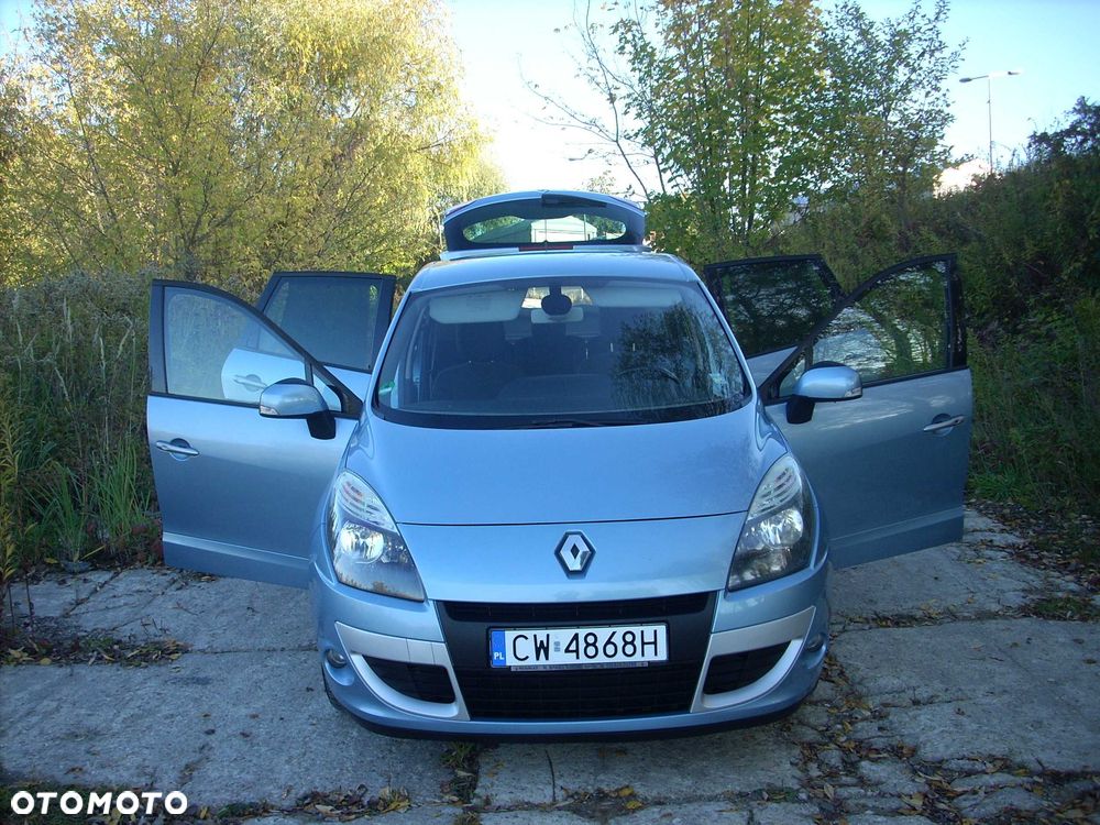 Renault Scenic - 1