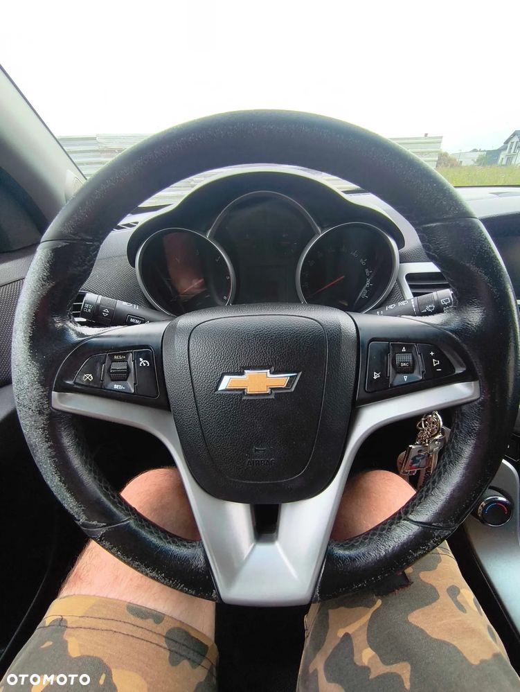 Chevrolet Cruze 2.0 D LT - 24