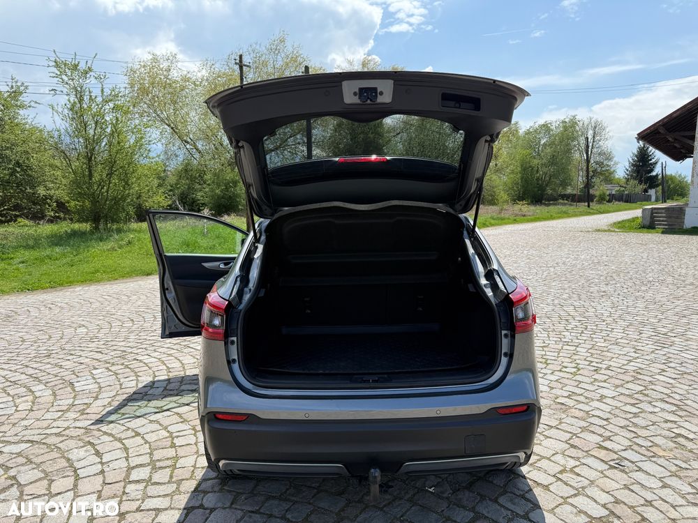 Nissan Qashqai 1.3 157CP 2WD Tekna Bose DCT - 12