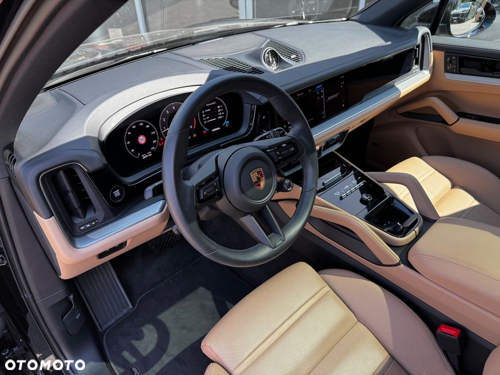 Porsche Cayenne Standard - 14