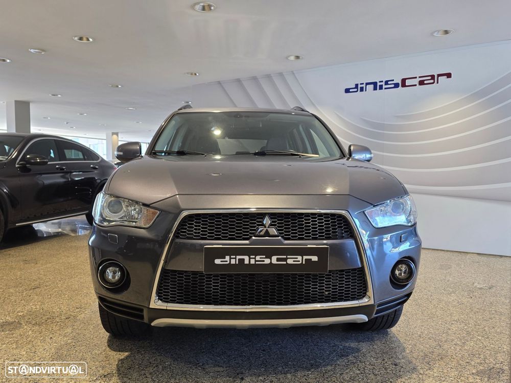 Mitsubishi Outlander 2.2 DI-D Instyle Navi - 4