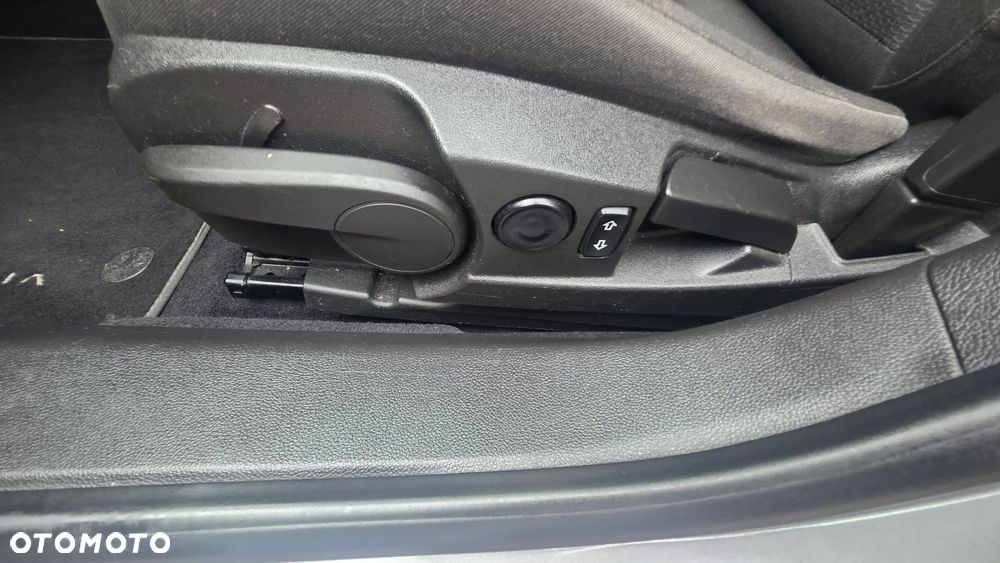 Opel Insignia CT 2.0 CDTI - 11