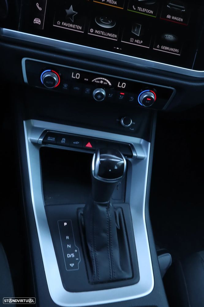 Audi Q3 45 TFSIe S tronic S line - 20