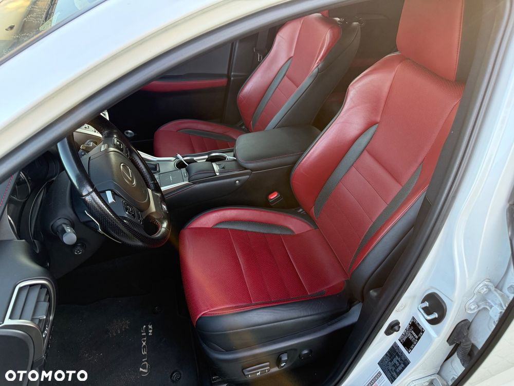 Lexus NX - 12