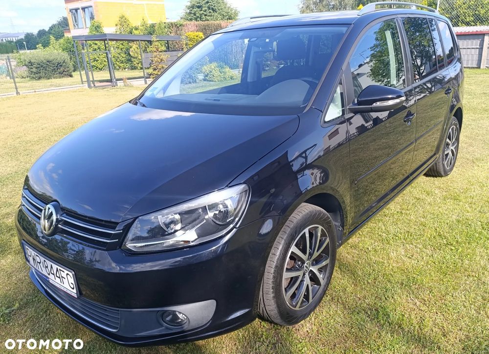 Volkswagen Touran 2.0 TDI DSG Highline - 2