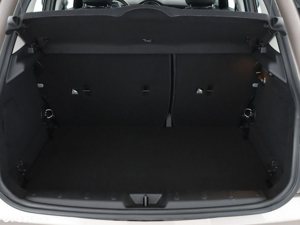 MINI ONE Essential Trim - 21