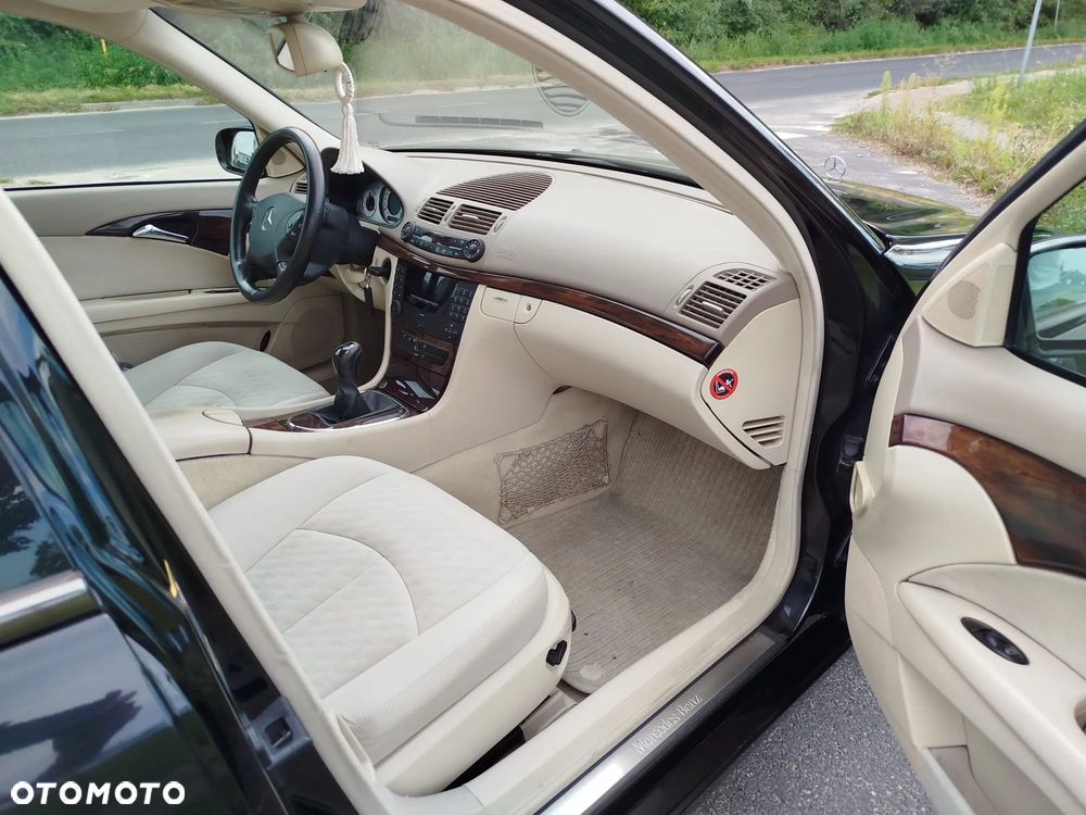 Mercedes-Benz Klasa E 220 CDI Classic - 8