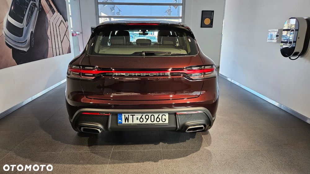 Porsche Macan Standard - 24