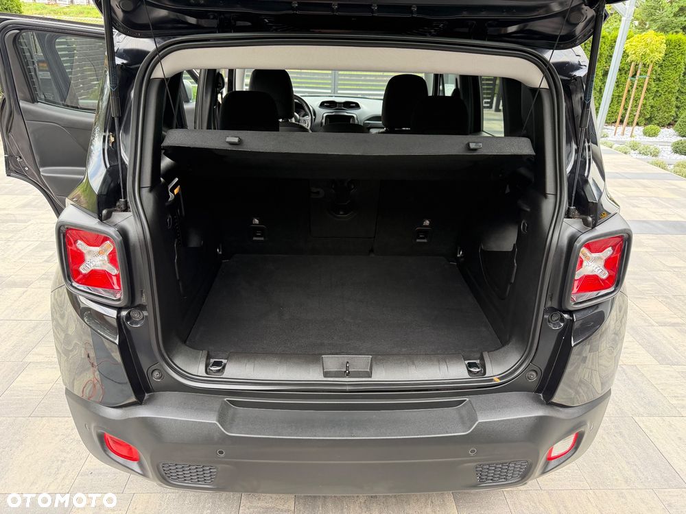 Jeep Renegade 1.3 GSE T4 Turbo Limited FWD S&S - 32