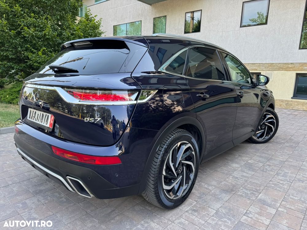 DS Automobiles DS 7 Crossback - 11