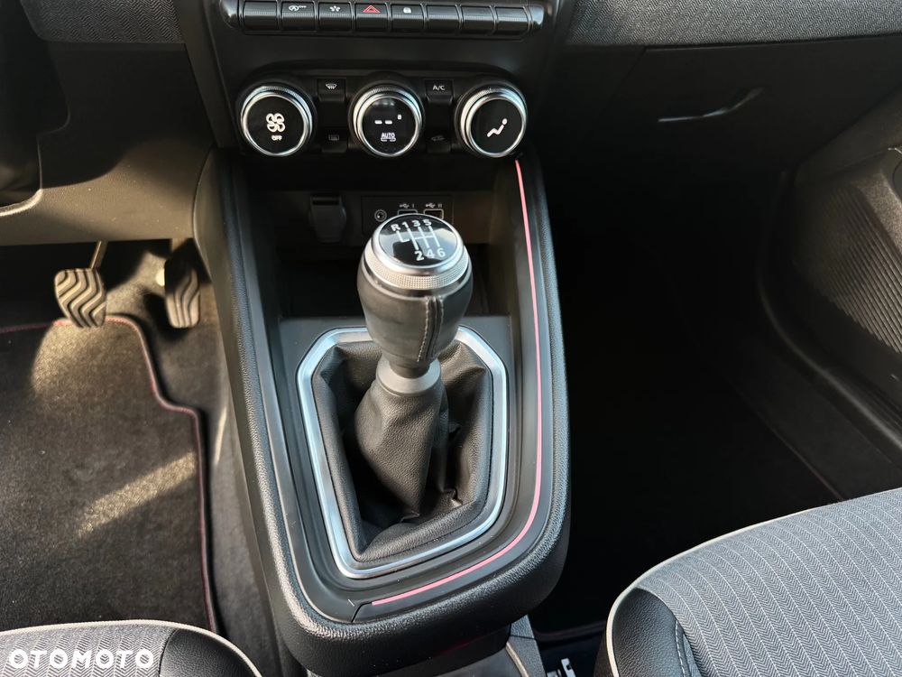 Renault Clio TCe 90 TECHNO - 20