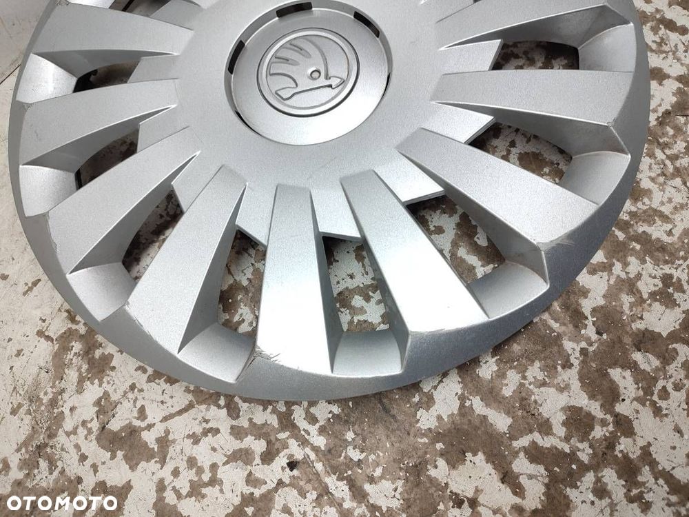 KOŁPAK 2 SZT 16' - 5