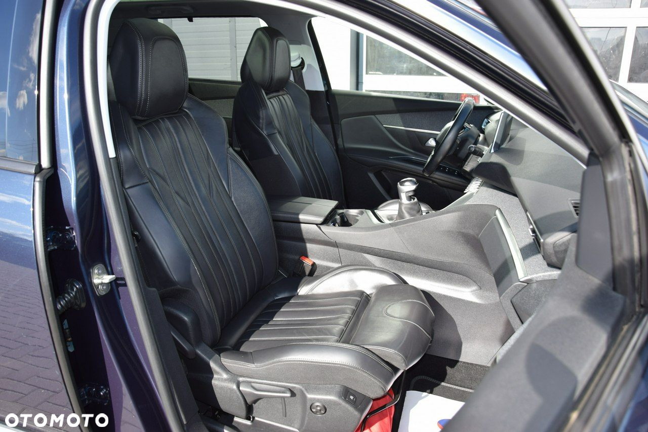 Peugeot 5008 - 25