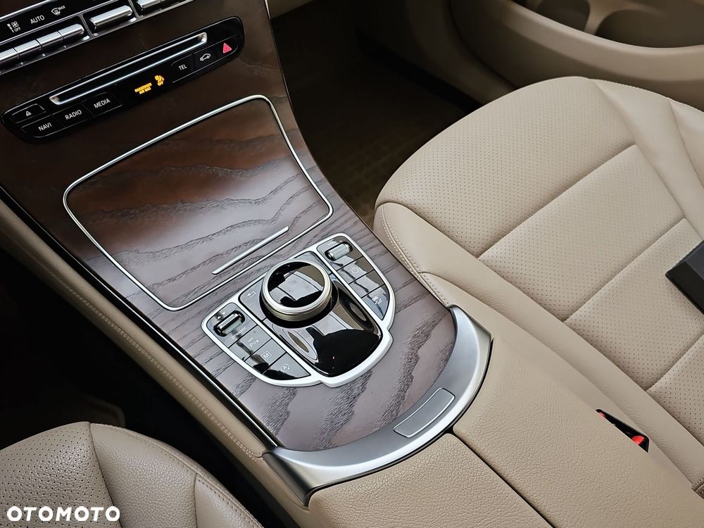Mercedes-Benz GLC 220 d 4-Matic - 26