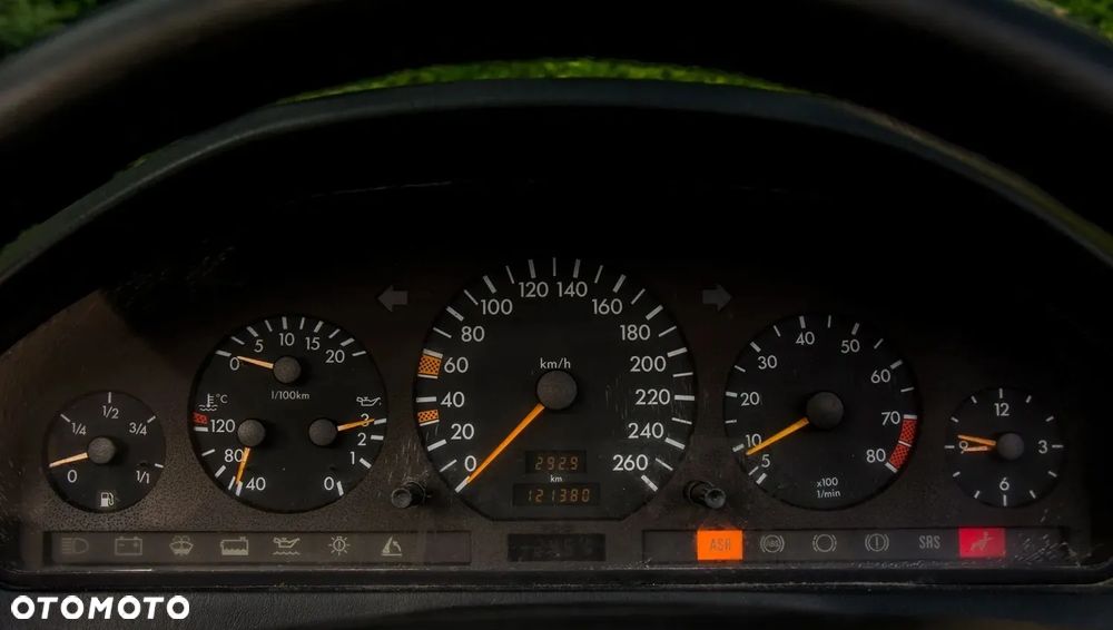 Mercedes-Benz SL - 16