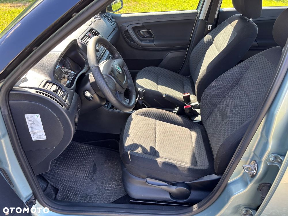 Skoda Fabia 1.2 HTP Cool Colour Edition - 19