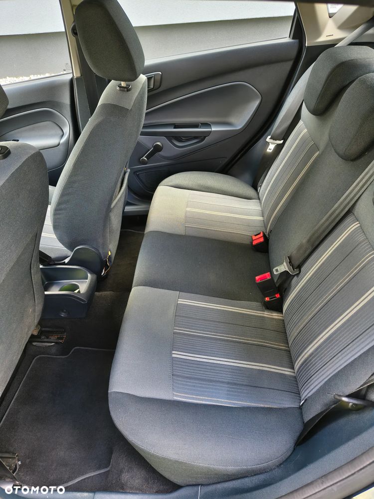 Ford Fiesta - 11
