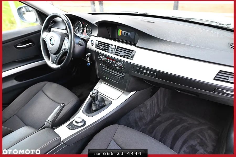 BMW Seria 3 320d DPF Efficient Dynamics Edition Edition Exclusive - 16