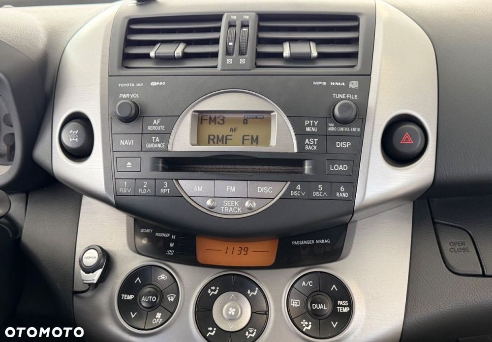 Toyota RAV4 2.2 D-4D Luna - 4