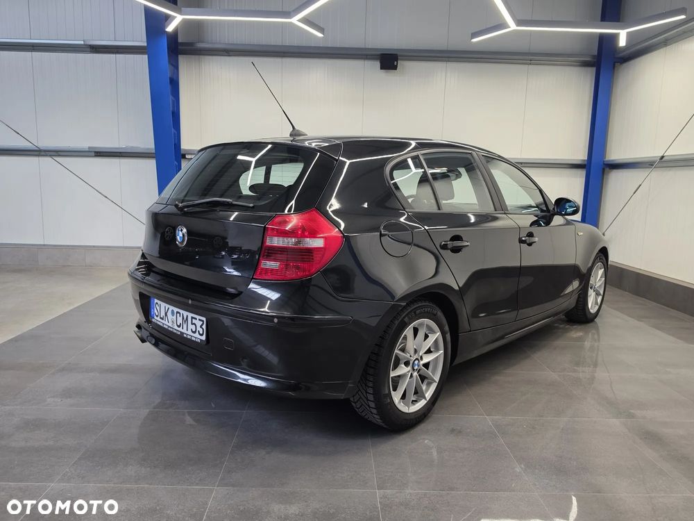 BMW Seria 1 120d DPF Edition Lifestyle - 16