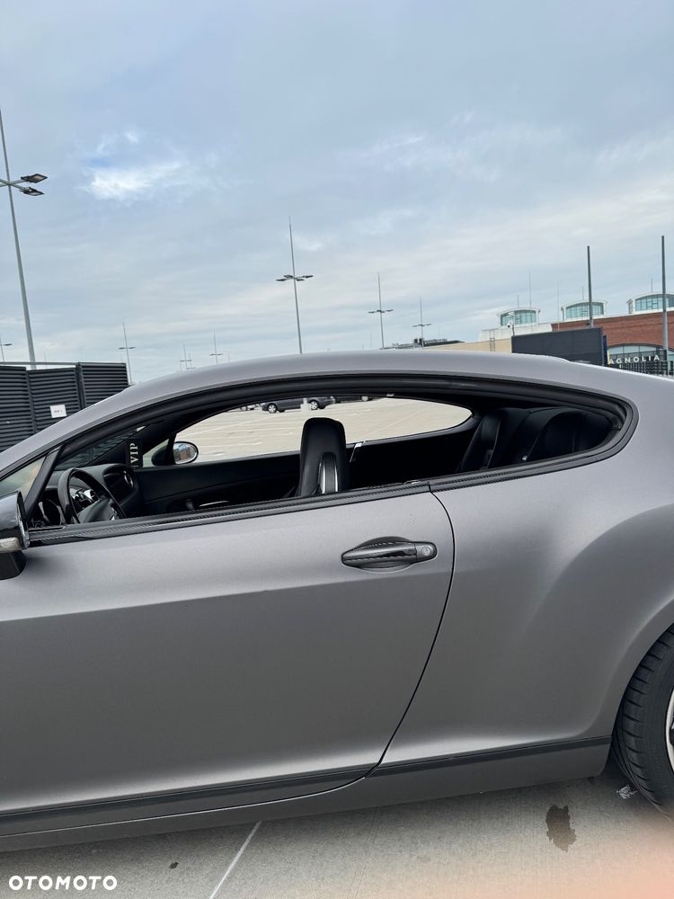 Bentley Continental GT - 4