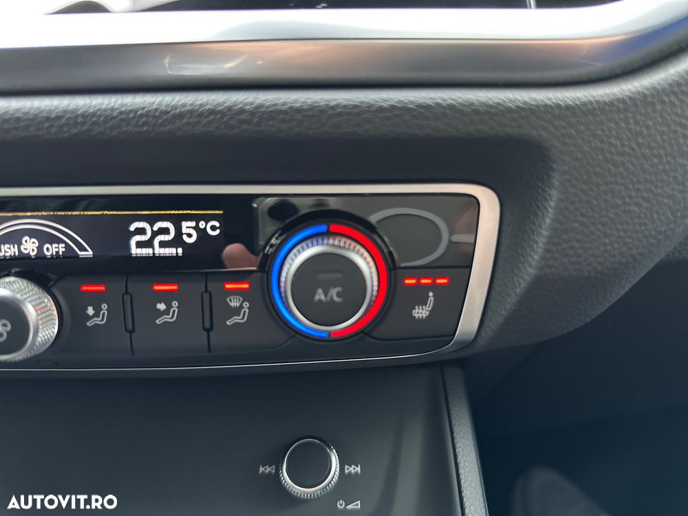 Audi Q3 40 TDI Sportback quattro S tronic S line - 36