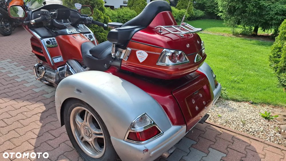 Honda GL - 9