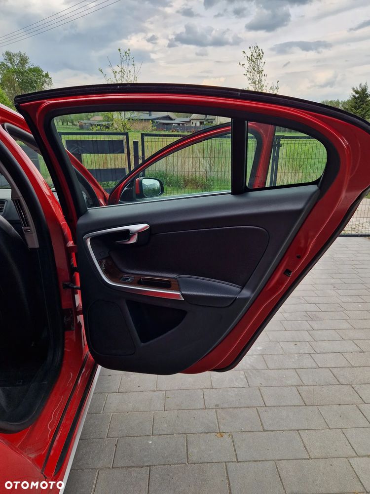 Volvo S60 - 15