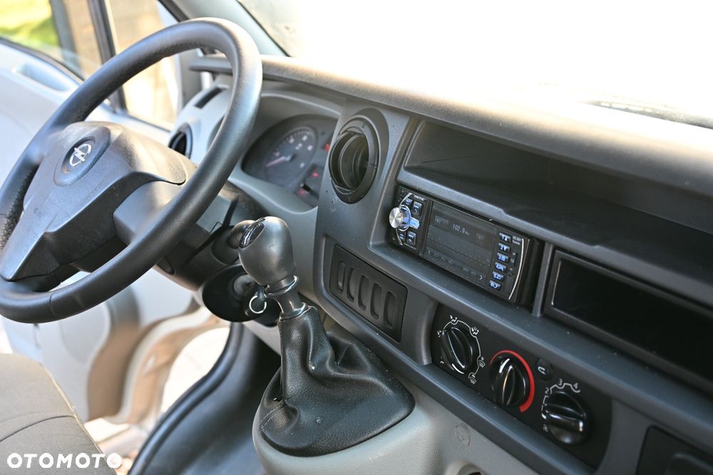 Opel Movano - 16