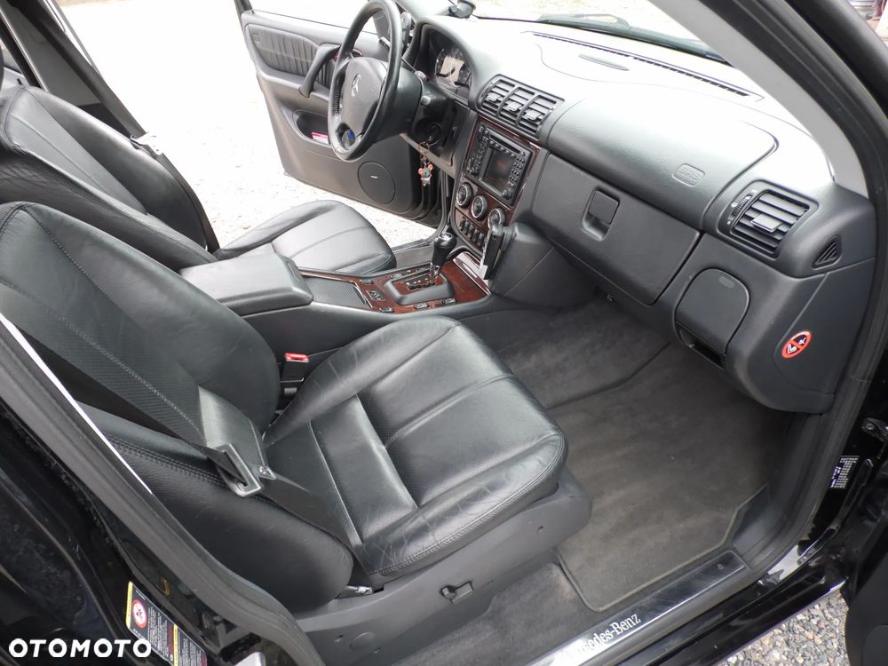 Mercedes-Benz ML - 21