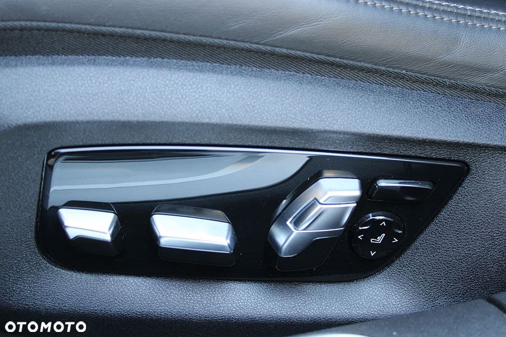 BMW Seria 7 730d xDrive mHEV sport - 9