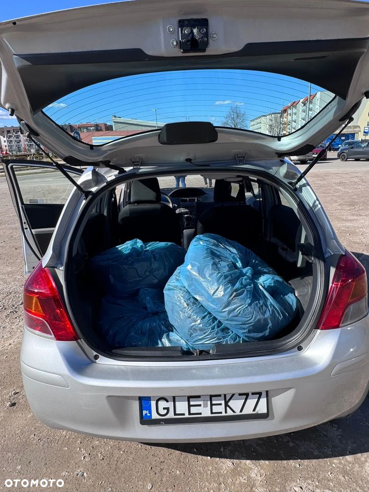 Toyota Yaris 1.0 Luna - 9