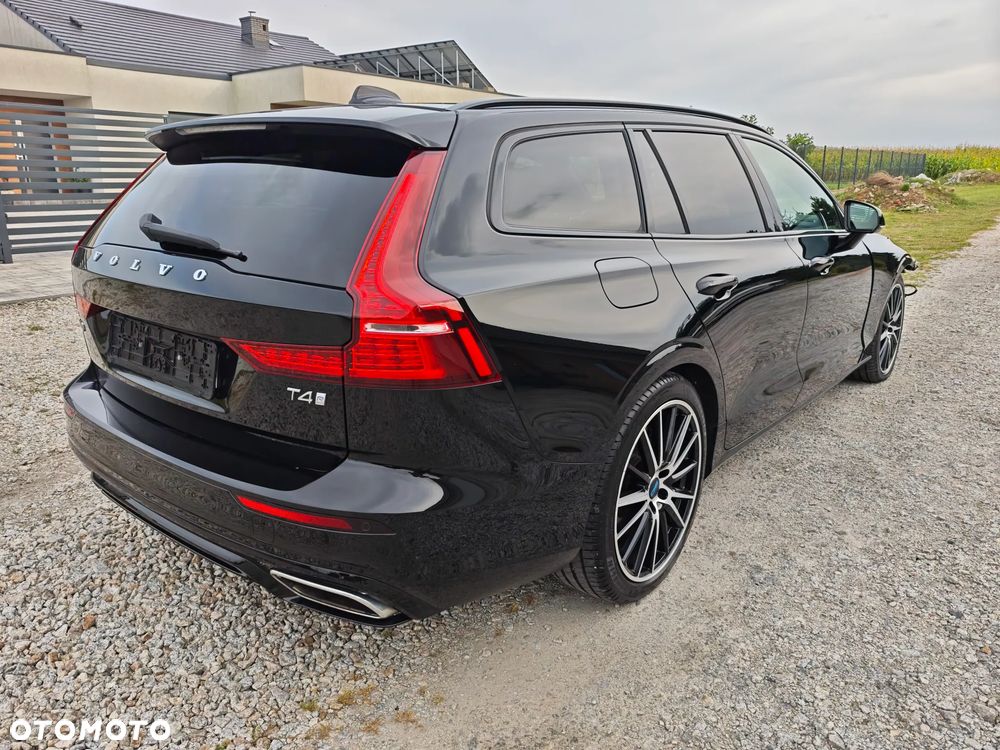 Volvo V60 T4 Geartronic R-Design - 5