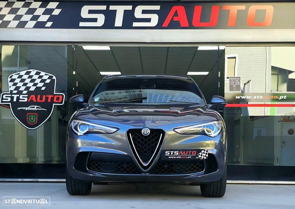 Alfa Romeo Stelvio V6 2.9 Bi-Turbo AT8-Q4 Quadrifoglio - 54