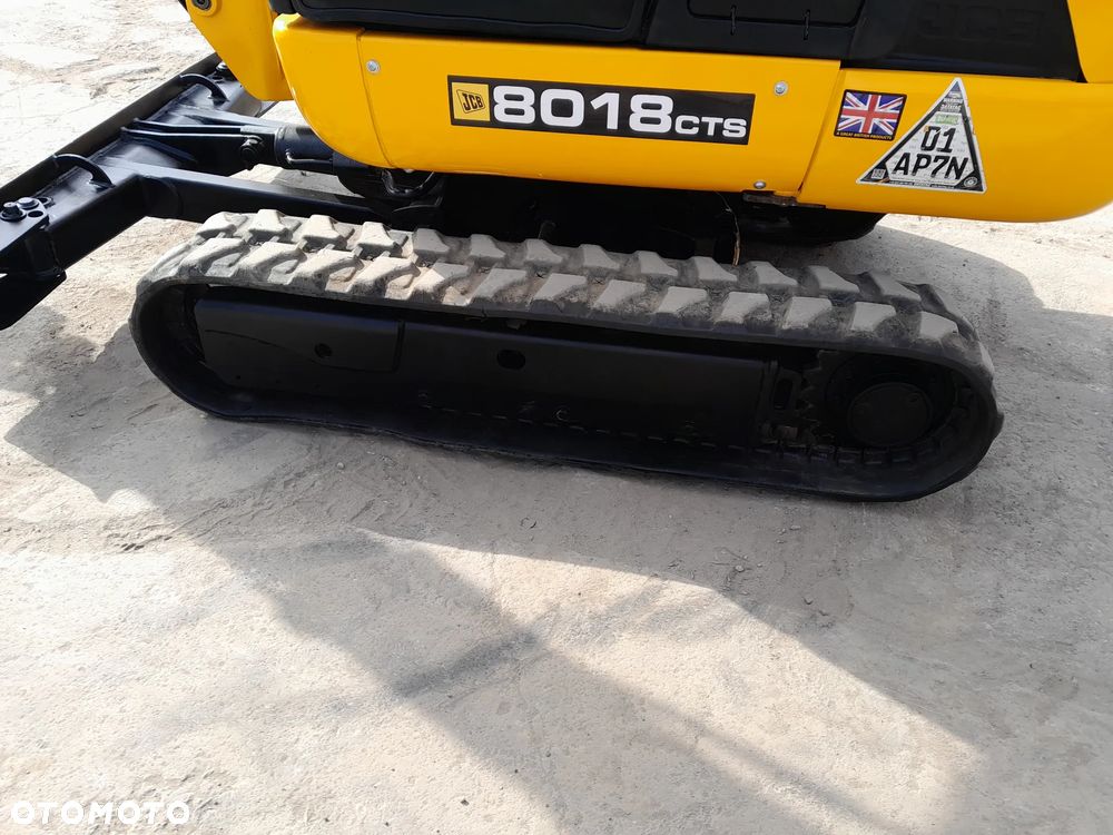 JCB 8018 - 17