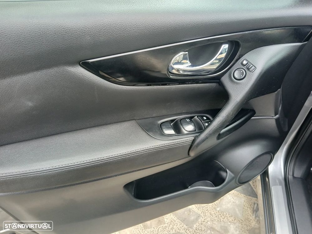 Nissan Qashqai 1.5 dCi Tekna Premium Pele S Alcantara - 21
