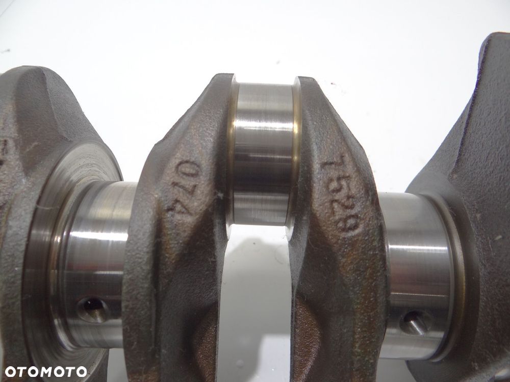 WAŁ KORBOWY BMW E60 N53B25A OE - 14